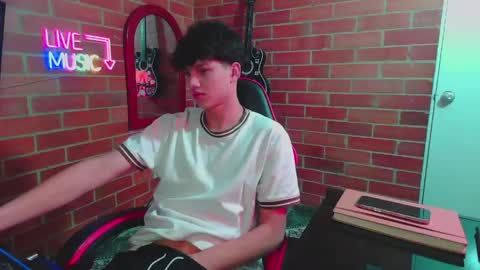 JASON online show from April 28, 3:44 am