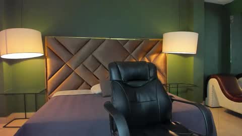 kya_wild online show from January 9, 12:16 am