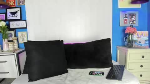 ---Keys--- online show from September 25, 5:25 am