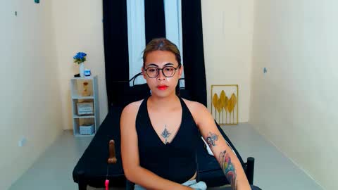 kylarose smith online show from September 27, 11:30 am