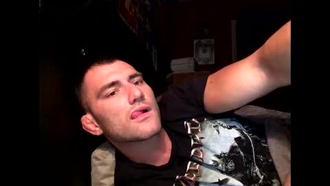 Snapshot of kylegotittt chatting on December 14, 3:50 am Hotbody545 online show from December 14, 3:50 am