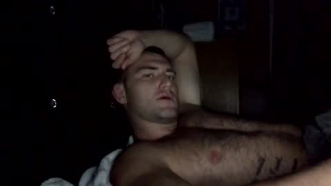 Snapshot of kylegotittt chatting on January 16, 3:23 am Hotbody545 online show from January 16, 3:23 am