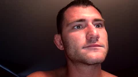 Snapshot of kylegotittt chatting on December 20, 2:37 pm Hotbody545 online show from December 20, 2:37 pm