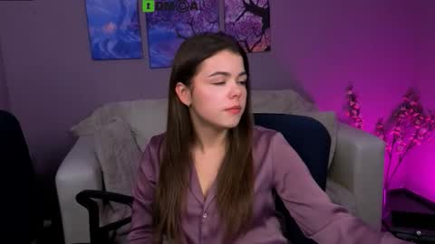 Kylie loves u online show from December 14, 2:40 am