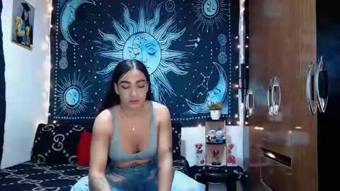 kylie online show from February 24, 9:51 pm