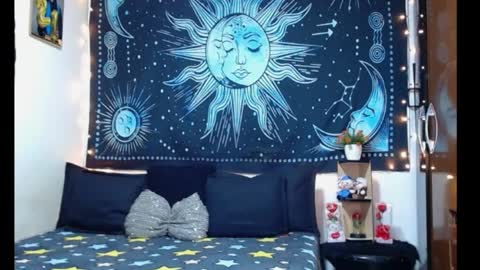 kylie online show from April 11, 8:13 pm