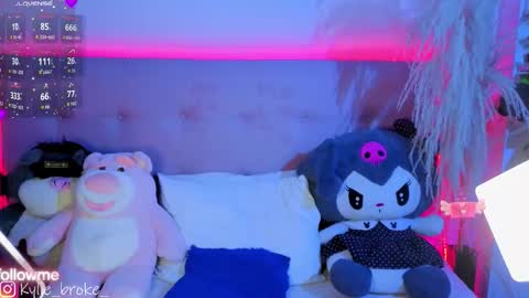 k ylie online show from November 16, 12:12 am