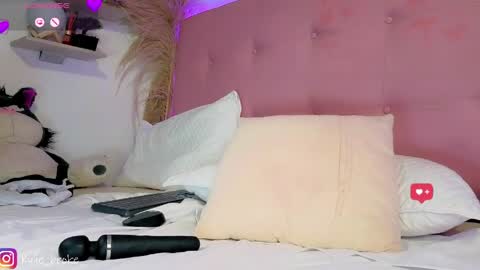 k ylie online show from May 26, 1:12 am