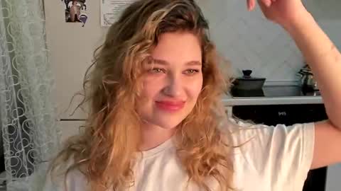 Din online show from February 22, 8:42 pm