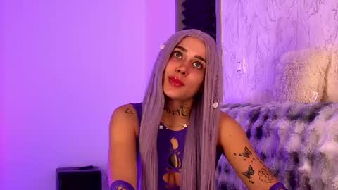 kyradesire online show from June 18, 2:55 pm