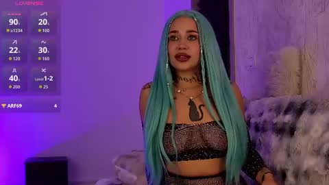 kyradesire online show from June 13, 2:38 pm