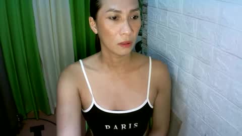 kyutshyne online show from November 25, 3:00 pm