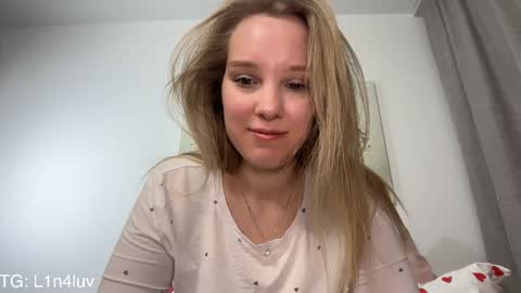 lina online show from April 8, 5:16 pm