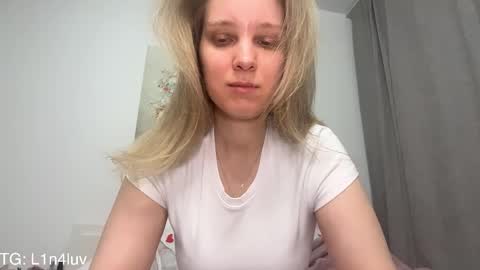 lina online show from April 21, 1:20 am