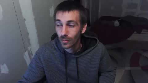 l1v1nth3dr3am online show from September 13, 5:32 am