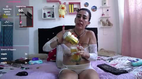 la gatabk online show from December 14, 8:15 pm