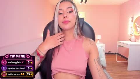 T A T I A N A online show from May 21, 11:39 am