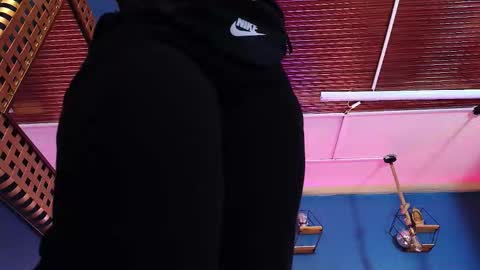 Cris  online show from February 10, 11:13 am