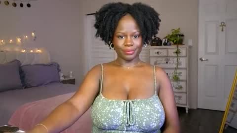 La Diosa Selene online show from May 22, 1:45 am