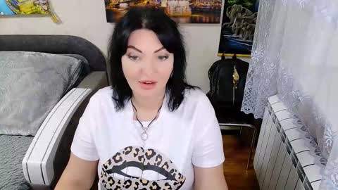 lady_boom_ online show from November 22, 5:11 pm