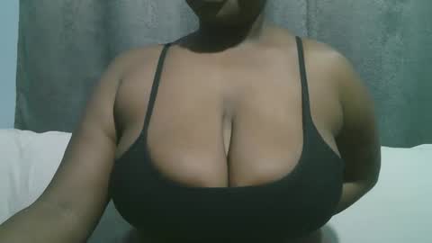 lady_dearra online show from October 13, 4:14 am