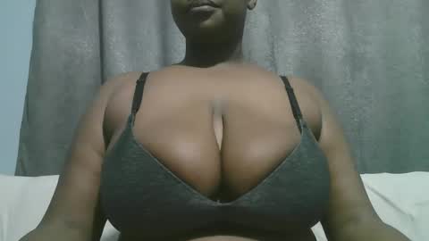 lady_dearra online show from October 28, 4:35 am