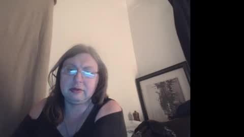 Snapshot of lady_delilah_ts chatting on February 12, 9:20 am Delilah-Catherine online show from February 12, 9:20 am