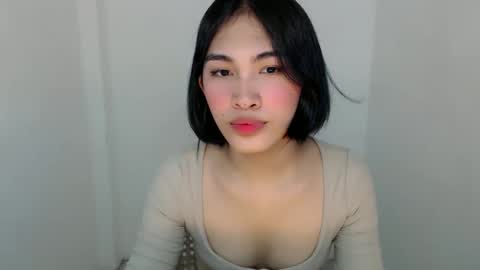 Snapshot of lady_jedyy chatting on February 17, 4:50 pm   online show from February 17, 4:50 pm