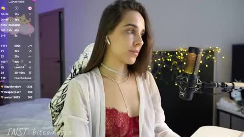 lady_white_snake online show from January 9, 10:20 am