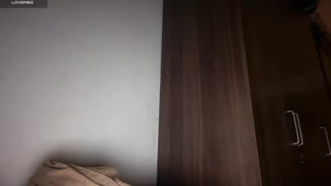 Aria online show from April 14, 4:16 am