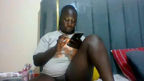 lindah32 online show from February 17, 6:28 pm