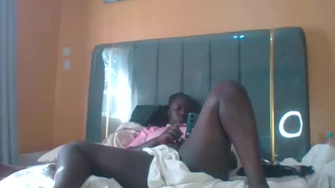 lindah32 online show from November 11, 6:04 am