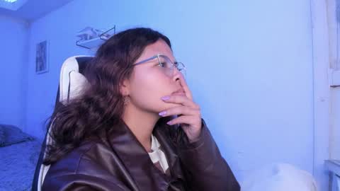  Lady  online show from January 15, 4:54 am