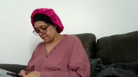 Stephanie online show from October 15, 7:26 pm