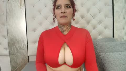 LadyMiaX online show from July 13, 3:21 am