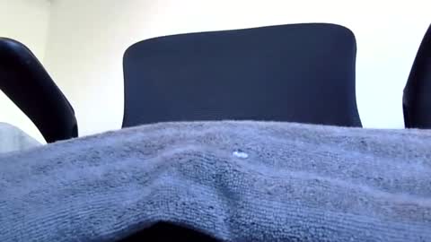 Snapshot of lahung333 chatting on December 6, 11:08 pm lahung333 online show from December 6, 11:08 pm