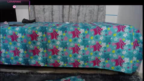 Leila Laly online show from February 12, 5:16 pm