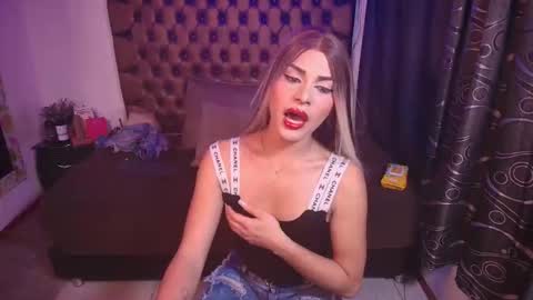 Camila online show from February 11, 12:36 am