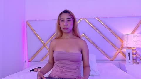 Snapshot of lailastilwills chatting on October 7, 5:09 pm Laila Stilwills online show from October 7, 5:09 pm