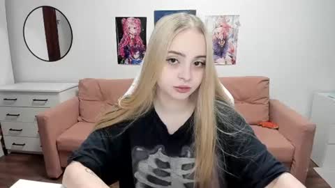 Kira online show from June 23, 2:34 pm