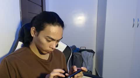 Snapshot of lalakinghugecock_2 chatting on September 19, 8:34 pm lalakinghugecock_2 online show from September 19, 8:34 pm