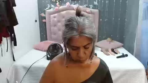 lalisha online show from September 11, 11:28 pm