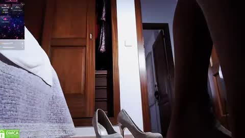 Lola online show from May 5, 6:57 pm