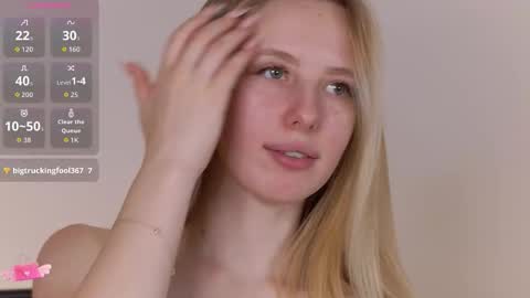 Liana online show from November 25, 9:35 pm