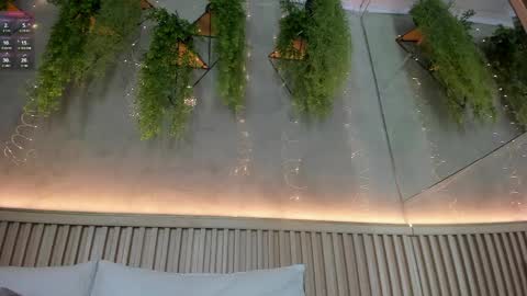 lana_lann online show from April 5, 11:51 am