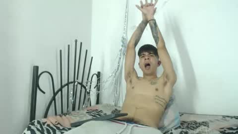 lana_robertt online show from April 14, 7:55 am