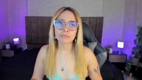 Lana online show from November 2, 3:50 am