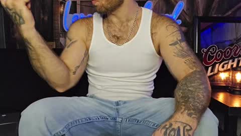 Snapshot of lancehardwood222 chatting on January 10, 2:04 am LANCE online show from January 10, 2:04 am