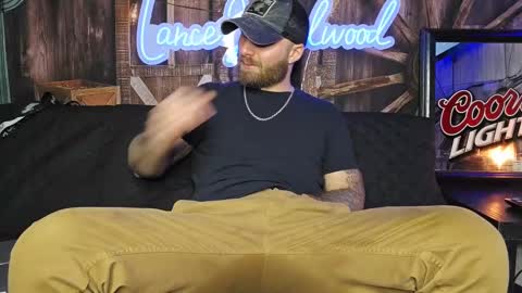 Snapshot of lancehardwood222 chatting on February 23, 2:18 am LANCE online show from February 23, 2:18 am