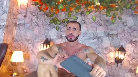 Lancelot Benwick online show from January 11, 6:03 am